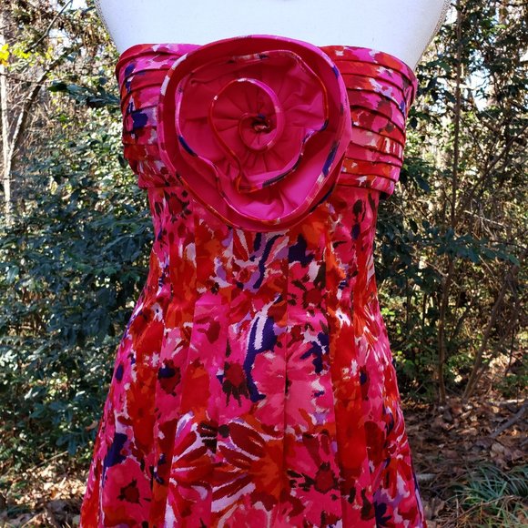 BCBG MAXAZRIA Begonia Bubble Hem Mini Dress in Bold Pink Floral Rose Size 12 New - Picture 4 of 10